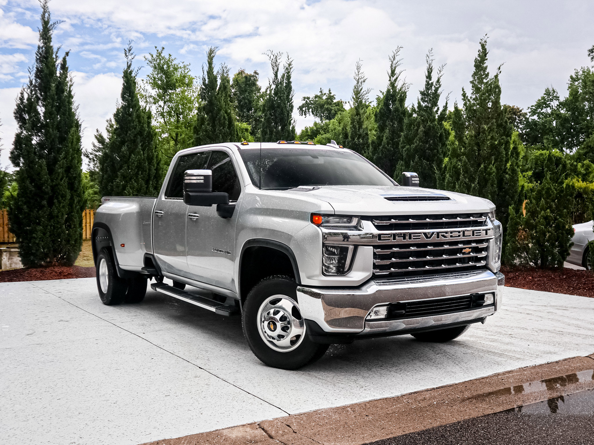 chevrolet silverado 3500hd 2021 1GC4YUEY4MF320179 image chevrolet silverado 3500hd 2021 1GC4YUEY4MF320179 image